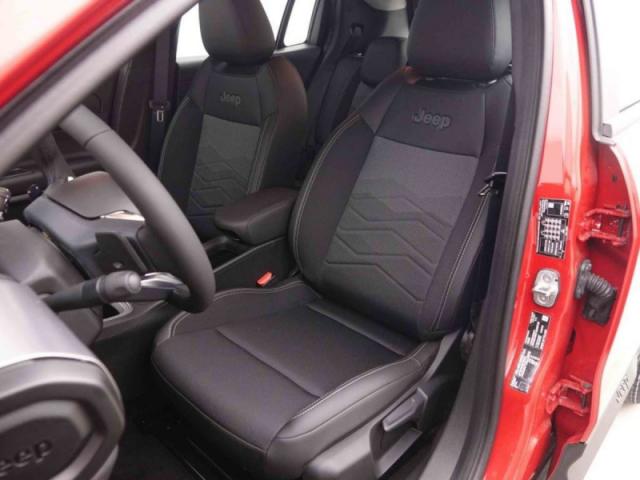 Jeep Avenger image 1