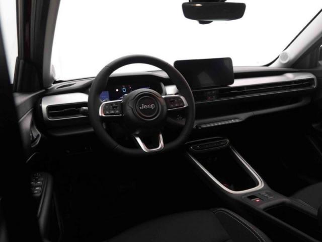 Jeep Avenger image 2