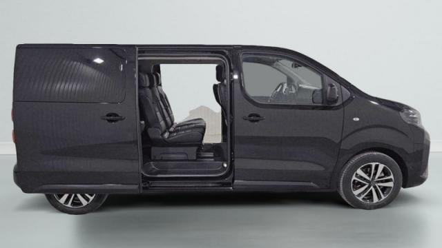 Peugeot Traveller image 1
