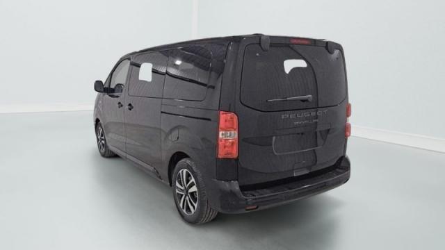 Peugeot Traveller image 2