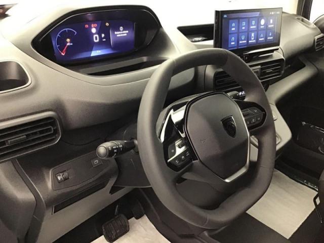 Peugeot Partner image 1