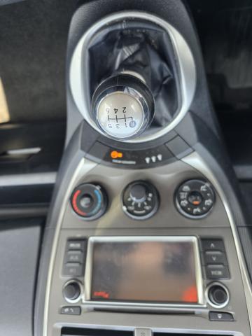 Toyota Verso-S image 3