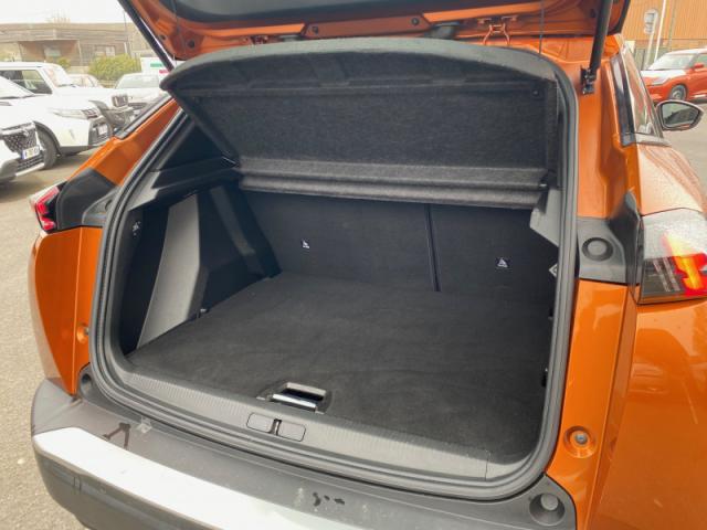 Peugeot 2008 image 1