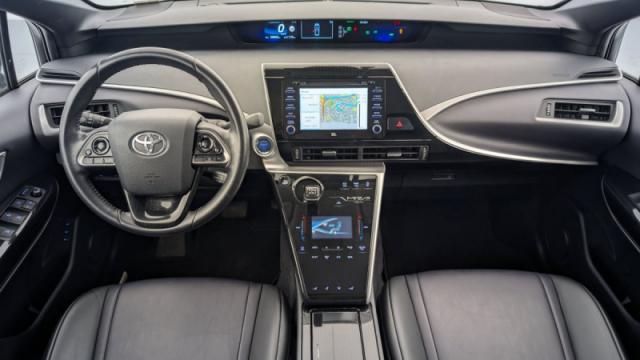 Toyota Mirai image 8