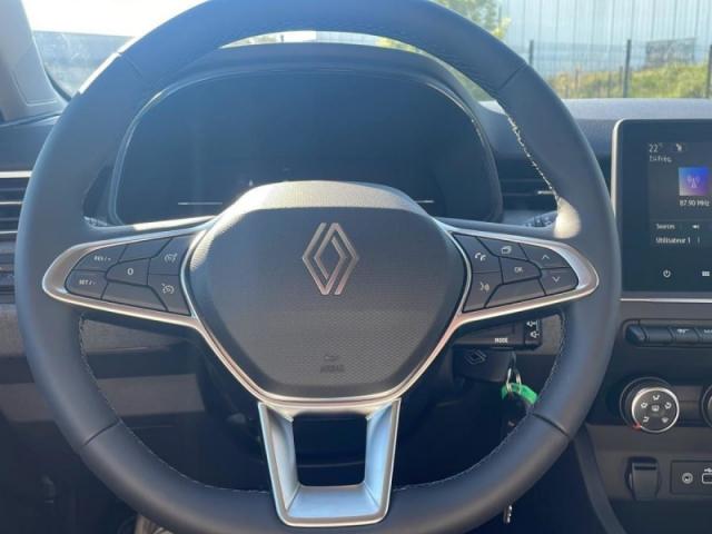 Renault Clio image 9