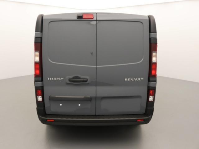 Renault Trafic image 2