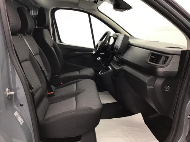 Renault Trafic image 1