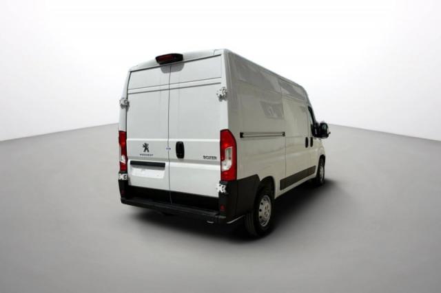 Peugeot Boxer image 1
