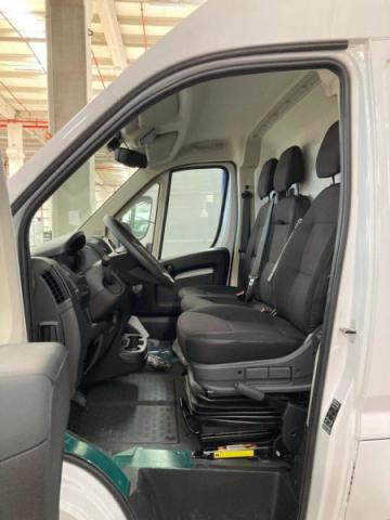 Peugeot Boxer image 3