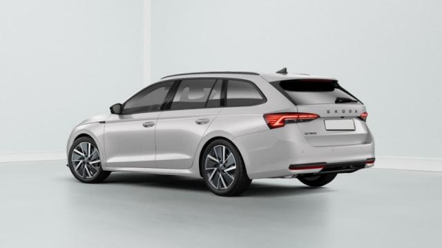 Skoda Octavia image 1