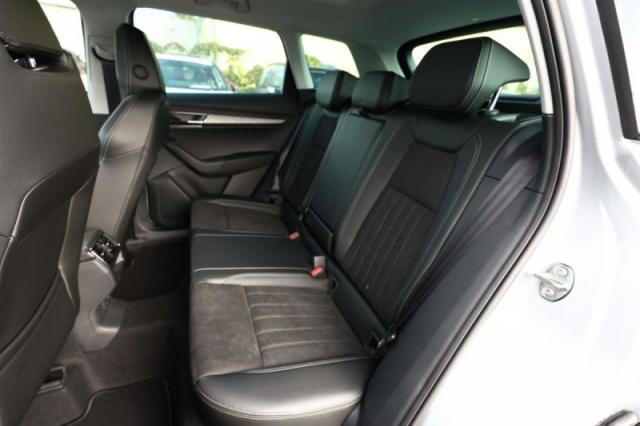 Skoda Karoq image 5