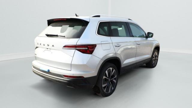 Skoda Karoq image 8