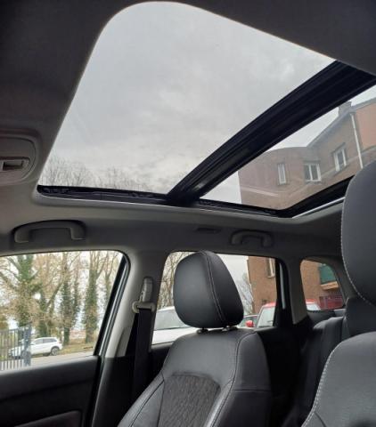 Suzuki Vitara image 7