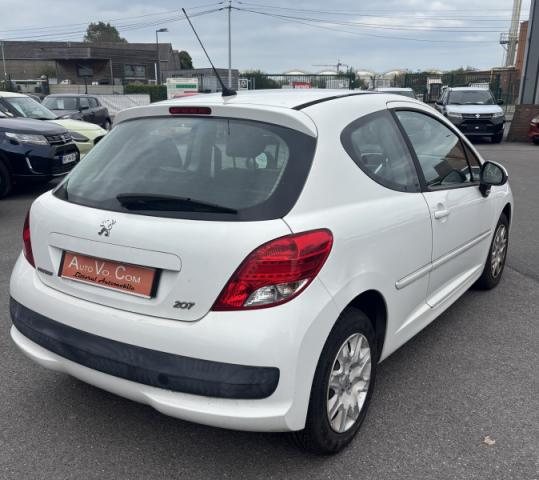 Peugeot 207 image 4
