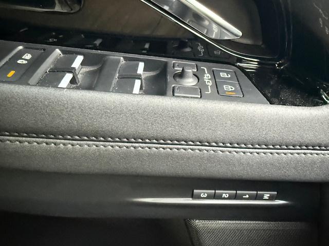 Land Rover Range Rover Evoque image 9