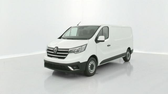 Renault Trafic image 2