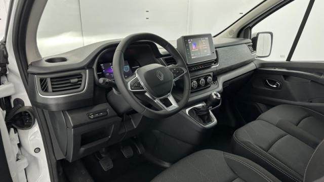 Renault Trafic image 8