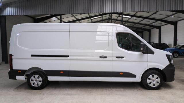 Renault Master image 4