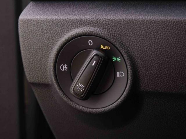 Volkswagen T-Roc image 7