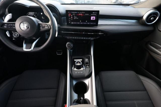 Alfa Romeo Tonale image 7