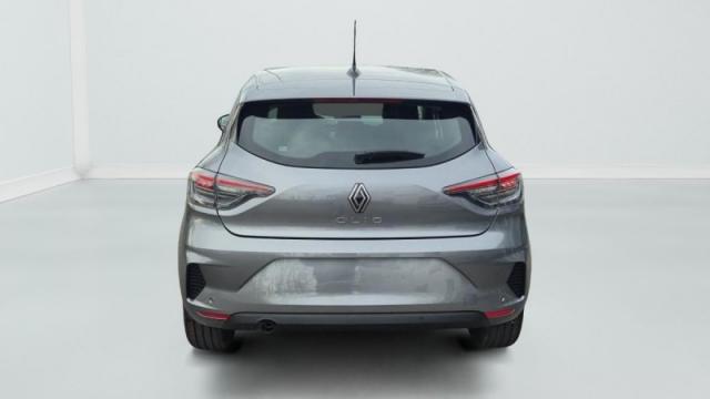 Renault Clio image 6