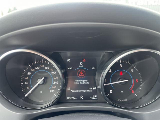 Jaguar F-Pace image 1