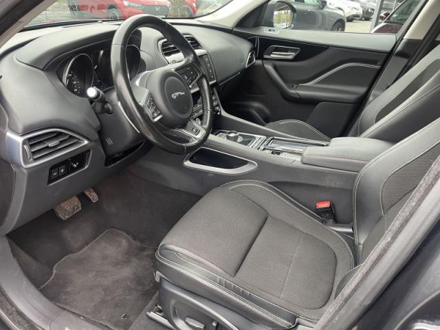 Jaguar F-Pace image 6