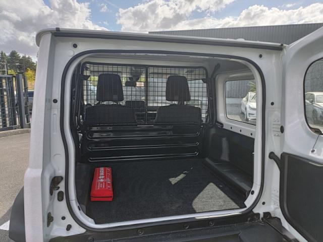 Suzuki Jimny image 2