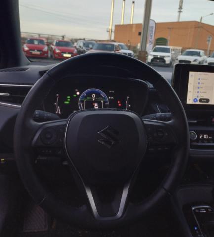 Suzuki Swace image 3