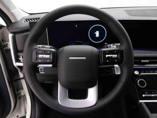 Hyundai Santa Fe image 1