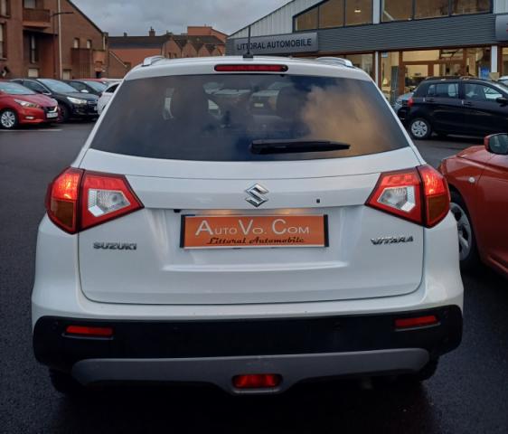 Suzuki Vitara image 3