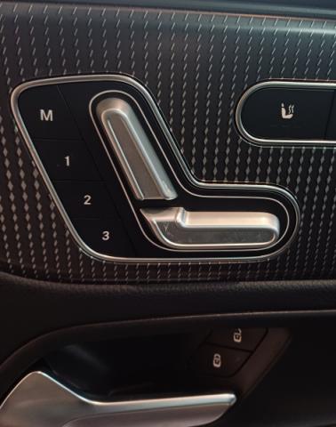 Mercedes Benz Glb image 5