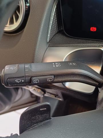 Mercedes Benz Glb image 9