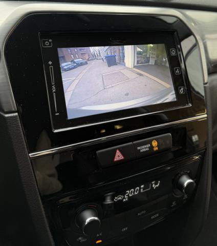 Suzuki Vitara image 2