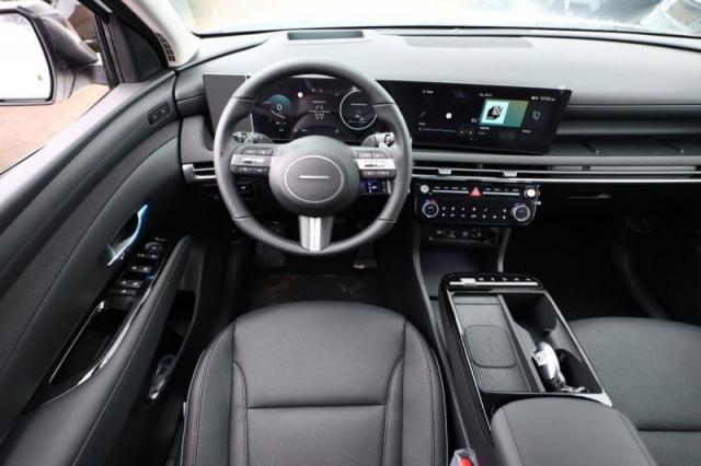 Hyundai Tucson image 8