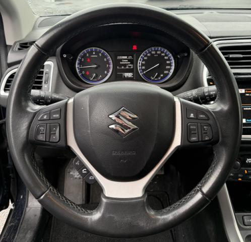 Suzuki S-Cross image 3