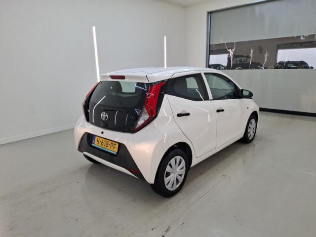 Toyota Aygo image 6