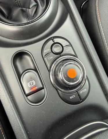 Mini Clubman image 4