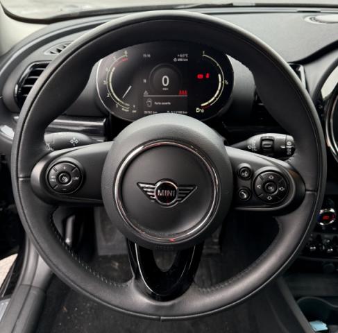 Mini Clubman image 1