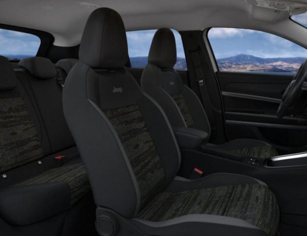 Jeep Avenger image 1