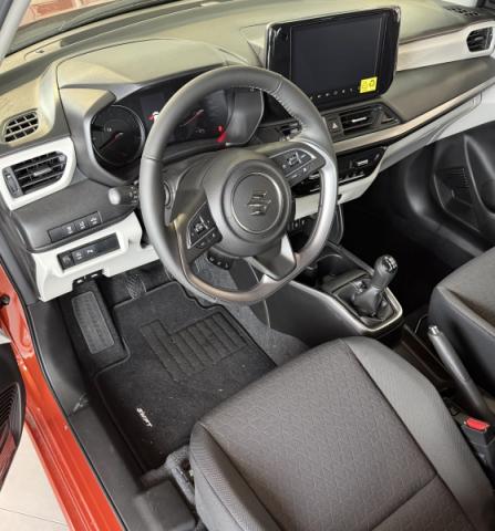 Suzuki Swift image 7