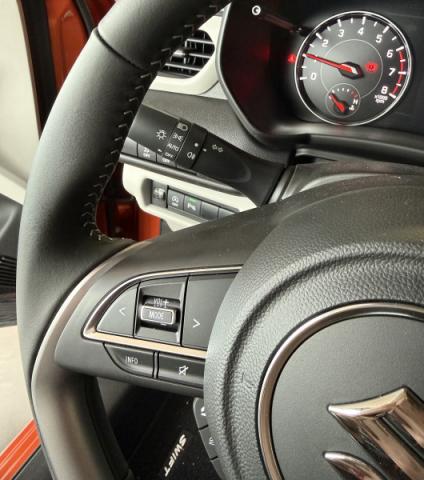 Suzuki Swift image 4