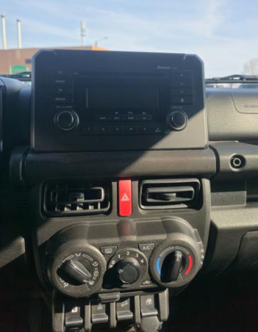 Suzuki Jimny image 1