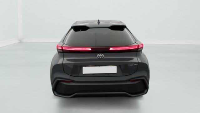 Toyota C-Hr image 2