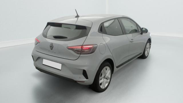 Renault Clio image 2