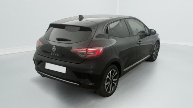 Renault Clio image 2