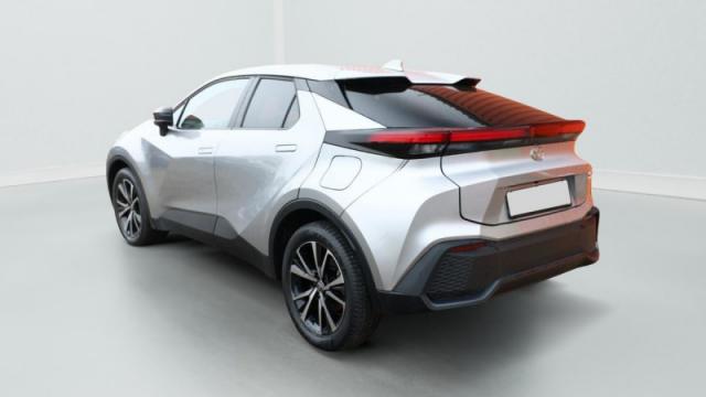 Toyota C-Hr image 5