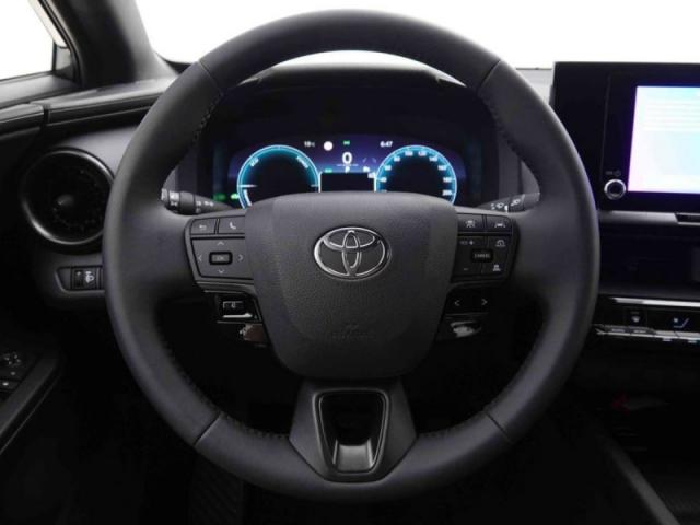 Toyota C-Hr image 4
