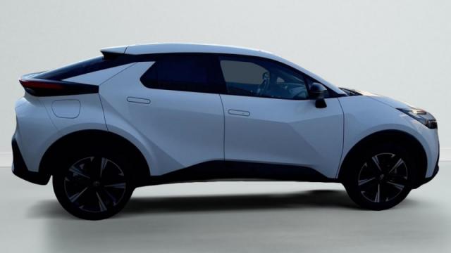 Toyota C-Hr image 8