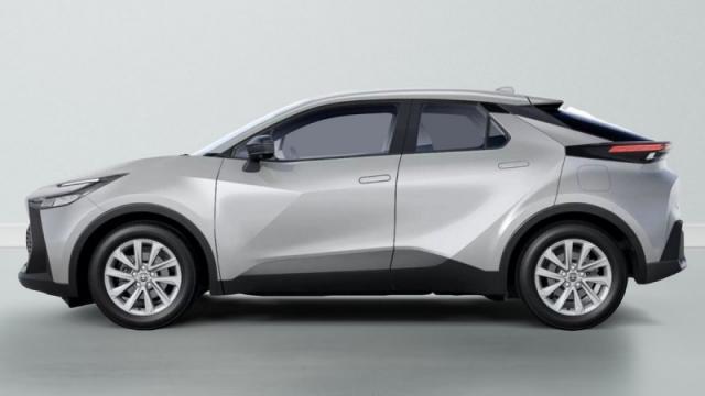 Toyota C-Hr image 4